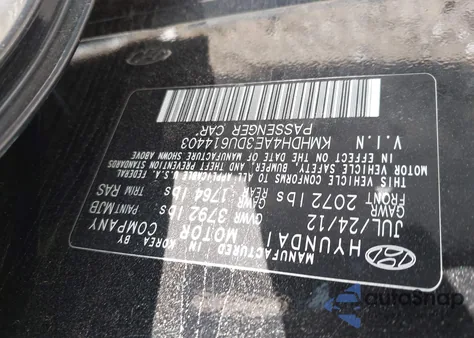 2013 Hyundai Elantra Limited z USA, uszkodzony, nr VIN KMHDH4AE3DU614403